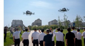 Taksi Udara Tanpa Pilot Buatan China  Sukses Terbang, Banyak Untuk Angkut Turis