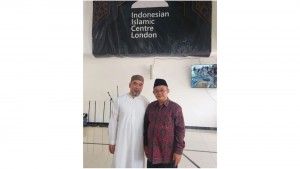 Prof Mu'ti Bersama Cicit Pendiri Muhammadiyah Kunjungi IICL di London