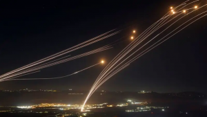 Warga Asing Diminta Tinggalkan Lebanon saat Iran Bersiap Membalas Israel