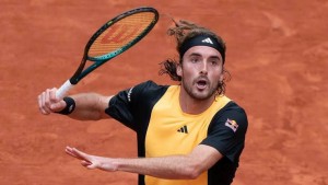 Stistipas Ribut Dengan Ayahnya di Lapangan Setelah Kalah dari Nishikori