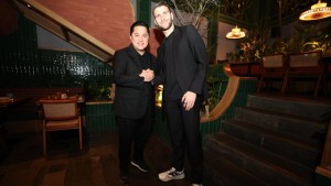 Garuda Perkasa: Maarten Paes, Si Raksasa Gawang yang Bikin Vietnam Gigit Jari