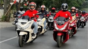 Satu Hati Melaju untuk Indonesia Maju, Ribuan Pengendara Honda PCX Gelar Konvoi Nasional