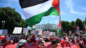 Kamala Harris Terancam Kehilangan Dukungan, Protes Pro-Palestina Memanas Menjelang Debat Presiden