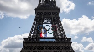 Keinginan Walikota Paris Pertahankan Cincin Olimpiade di Menara Eiffel Jadi Kontroversi