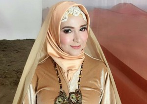 Fakta Puput Novel Si Cat Lover, Punya Shelter dengan 20 Ekor Kucing dan 15 Anjing