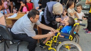 WHO Mulai Vaksinasi Polio di Gaza Utara: Misi di Tengah Gempuran