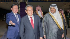 Bahasa China Mulai Diajarkan di Sekolah Tingkat SD-SMA di Arab