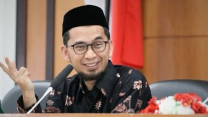Rahasia di Balik Panggilan Sholat, Ustaz Adi Hidayat Ungkap Hikmah Azan yang Menyejukkan Hati