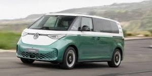 Sensasi Retro-Futuristik, VW 'Kombi Listrik' Gemparkan Bandung!