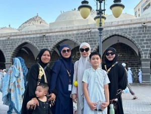 Raffi Ahmad Ajak Pengasuh Rafathar dan Rayyanza Umrah, Sus Rini: Dulu Hanya Angan-Angan