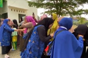 Nabung 5 Tahun, Warga Satu Desa di Jombang Berangkat Umrah Bareng