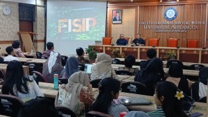 Jadi Dosen Tamu di Unair, Anas Urbaningrum: Belum Ada Parpol Kuat di Indonesia