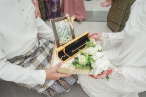 Bingung Beri Isi Seserahan, Yuk Simak Berikut Ini