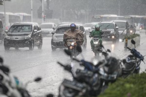 Waspada Banjir dan Longsor, La Nina Mengintai Indonesia