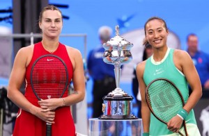 WTA Final Dimulai Sabtu, Aryna Sabalenka Langsung Bertemu Zheng Qinwen di Hari Pertama