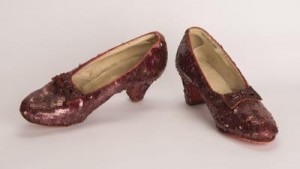 Sepatu Ruby Legendaris dari Film The Wizard of Oz Dilelang Mulai Rp12,8 Miliar