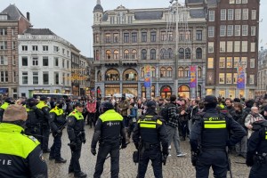 Aksi Damai Berujung Kekerasan, Polisi Amsterdam Tangkap Massa Pro-Palestina