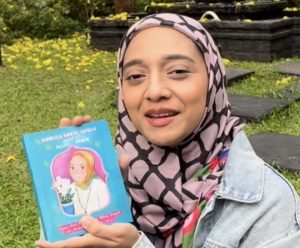 Desain Khusus Buku Yasin untuk Ibunda, Chiki Fawzi Malah Banjir Pesanan