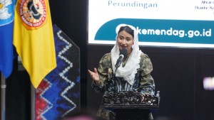 Target Ekonomi 8 Persen! Wamendag Roro Esti Ungkap Strategi Pemerintah di ULM Banjarmasin