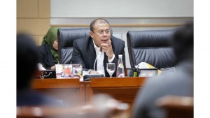 Bahaya! Wakil Ketua DPR RI Peringatkan Kenaikan PPN 12% Ancam Daya Beli Masyarakat