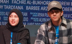 Ajarkan Makna Ikhlas, Pemain Film Cinta Dalam Ikhlas Sapa Mahasiswa Unusa