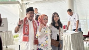 Mencoblos di Lebak Bulus, Rano Karno Yakin Menang Pilgub DKI Jakarta 2024