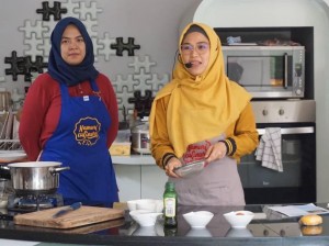 Lama Geluti Pilates, Lisa Namuri Menjajal Bisnis Kuliner Bertema Halal Comfort Food