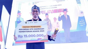 Mengenal Ahmad Zubaidi, Guru Madrasah Aliyah Inspiratif Tingkat Nasional  2024