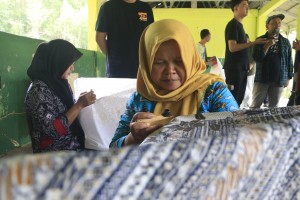 Batik Tulis Berkah Lestari: Meneruskan Tradisi, Menembus Pasar Internasional