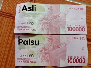 Marak Peredaran Uang Palsu, Berikut Tips Cek Keaslian saat Menerima Uang