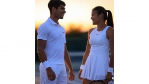 Petenis Cantik Emma Raducanu Digosipkan Ada Hati Dengan Jack Draper dan  Alcaraz, Siapa Pacar Sebenarnya?