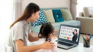 Komdigi Gagas Aturan Medsos untuk Anak, Komisi I Minta Ada Sanksi Tegas