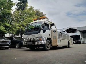 BMW Astra Siapkan Armada Evakuasi Kendaraan Terkena Banjir