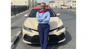 Ada Profesor dan Beberapa Orang Top  Menyamar Jadi Sopir Taksi di Dubai Selama 2 Bulan