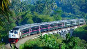 KA Batavia Operasi Perdana dengan Okupansi 27 Persen, Diprediksi Meningkat saat Weekend