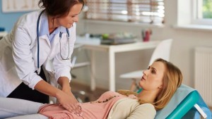 Perempuan Sudah Menikah Dianjurkan Jalani Peneriksaan Pap Smear Berkala