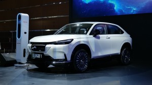 Luncurkan Mobil Listrik Pertamanya di Indonesia, Honda Berikan Garansi Baterai 8 Tahun