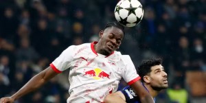 Manchester United Siap Boyong Bek Monster Seharga Rp1,2 Triliun Usai Martinez Cedera Parah