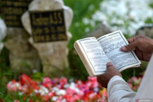 Ziarah Kubur Menurut Nadlatul Ulama: Tidak Ada Perintah dan Larangan