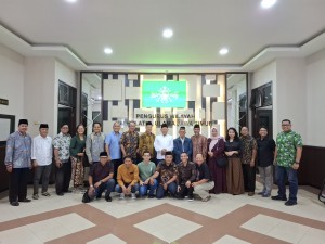 Komunitas Lintas Iman Roemah Bhineka dan PWNU Jatim Bermitra Bangun Moderasi