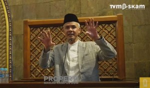Di Ceramah Masjid Kampus UGM, Ganjar Pranowo Ingatkan untuk Jangan Alergi dengan Kampus