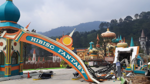 Gubernur ngamuk, Wisata Hibisc Fantasy Puncak Di Buldoser