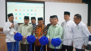 Menteri Dikdasmen Resmikan Digitalisasi Pesantren Cendekia Amanah Depok
