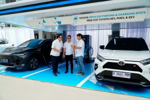 Kendaraan Listrik Toyota Dapat Fasilitas Parkir Gratis di MOI, Lengkap dengan Charging Spot