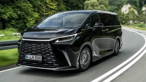 Lexus Mover (LM) hadir Untuk Mengubah Dunia Perjalanan VVIP