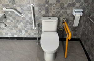 Tingkatkan Layanan, Jasamarga Lengkapi Fasilitas Toilet Disabilitas di Gerbang Tol Pandaan
