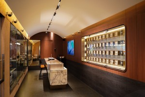 Luxehouze Hadir di Surabaya, Tawarkan Pengalaman Berbelanja Barang Mewah yang Eksklusif