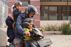 Mudik Naik Motor Bawa Anak, Ini yang Harus Diperhatikan