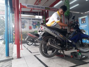 Tips Ampuh Untuk Merawat Motor Bebek Milikmu Agar Performa Tetap Optimal
