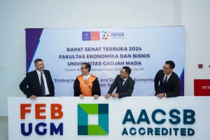 UGM Peringkat 1 di Indonesia untuk Bidang Studi Bisnis & Manajemen